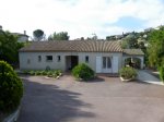 Vente villa plain-pied piscine chauffee 3 chambres plein sud Les ISSAMBRES 