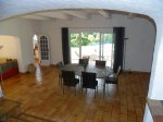 Vente villa plain-pied piscine chauffee 3 chambres plein sud Les ISSAMBRES 
